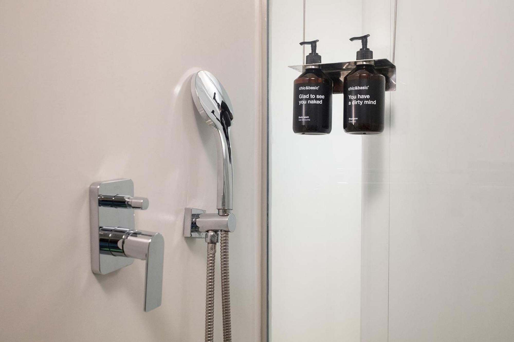 ברצלונה Chic & Basic Born Boutique Hotel מראה חיצוני תמונה